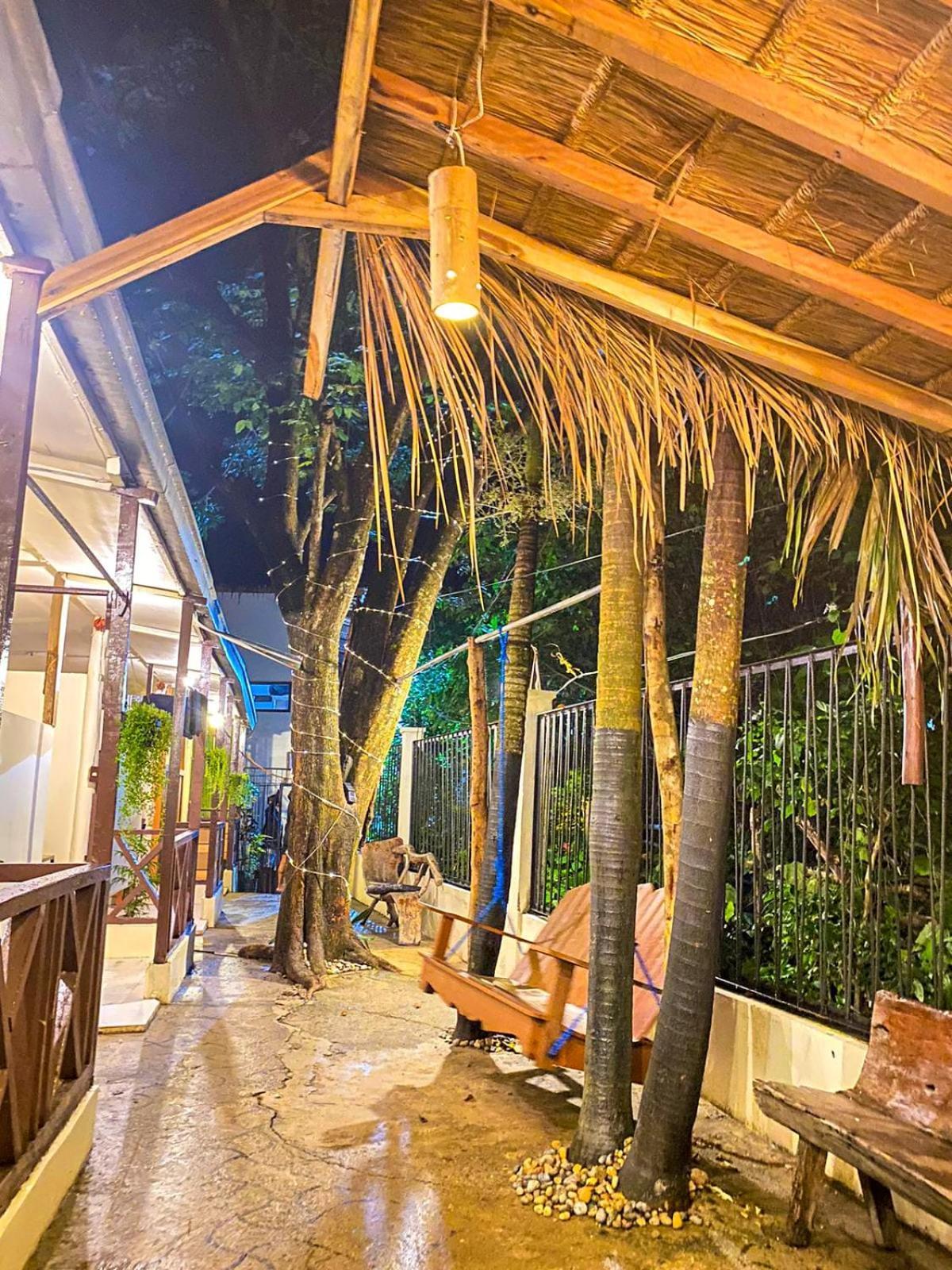 Aquaholik Traveler'S Lodge เอลนิโด ภายนอก รูปภาพ